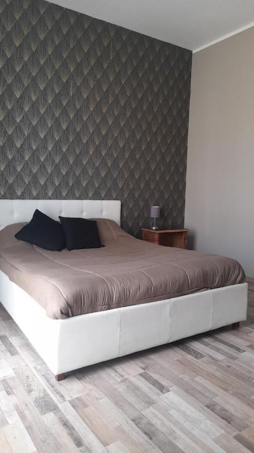 דירות קטאניה Ianuzza House מראה חיצוני תמונה